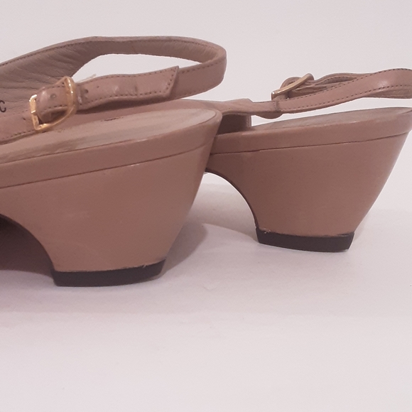 VNTG Ferragamo peep toe flat sandal beige - Picture 6 of 7